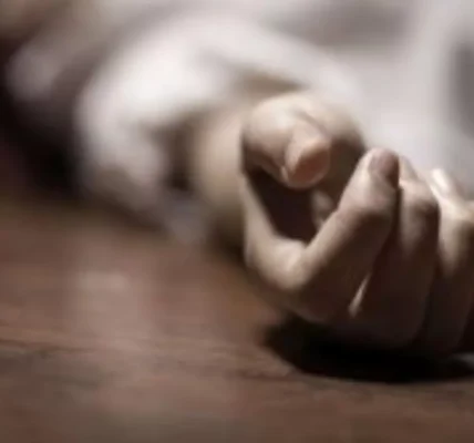 chartered-accountant-suresh-nirmal-suicide-workplace-stress-hindi