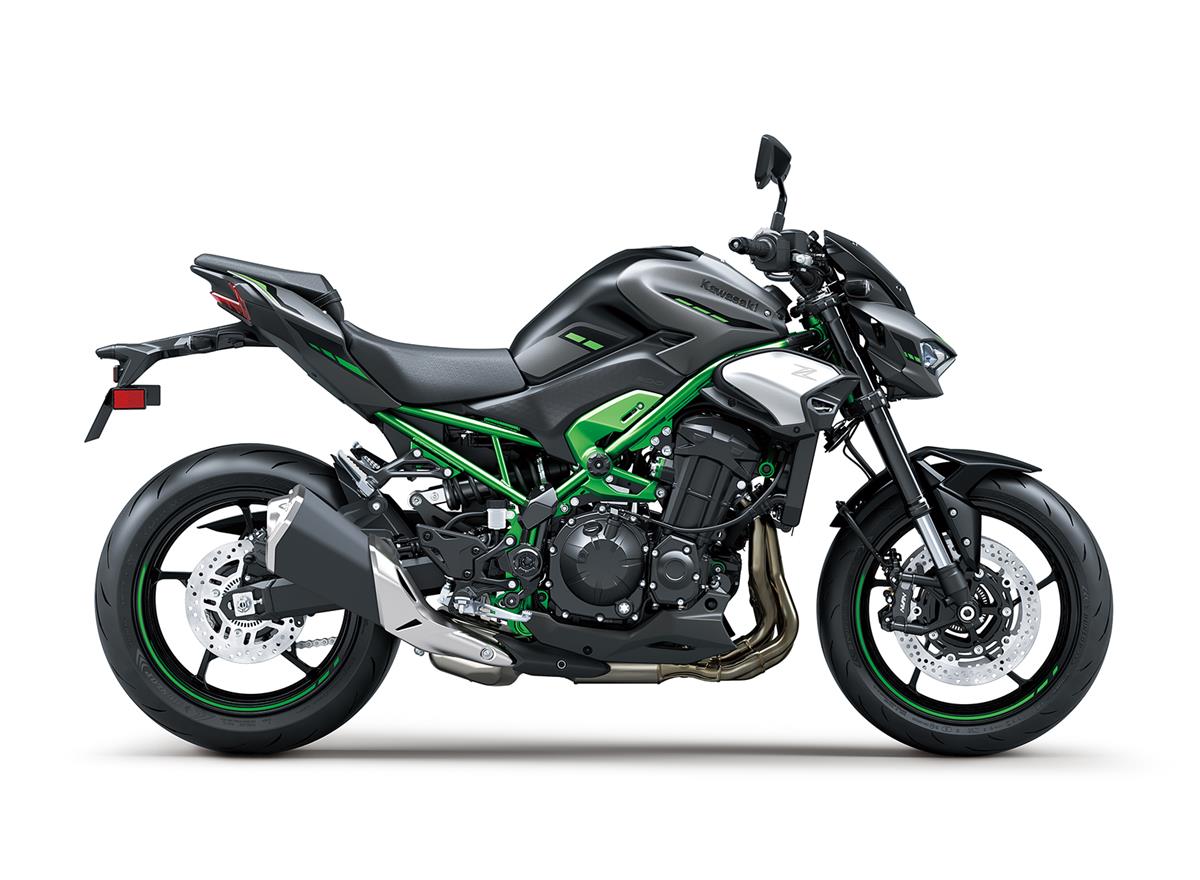kawasaki-z900-2025-price-features-review-hindi
