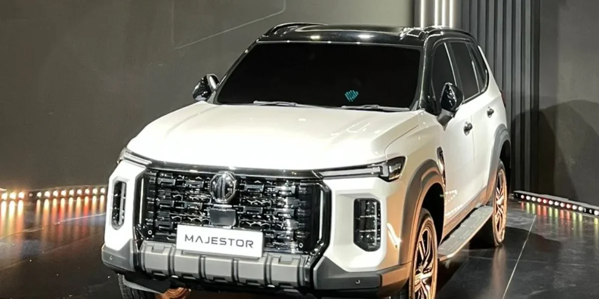 mg-majestor-smart-features-price-electric-car-ai-tech