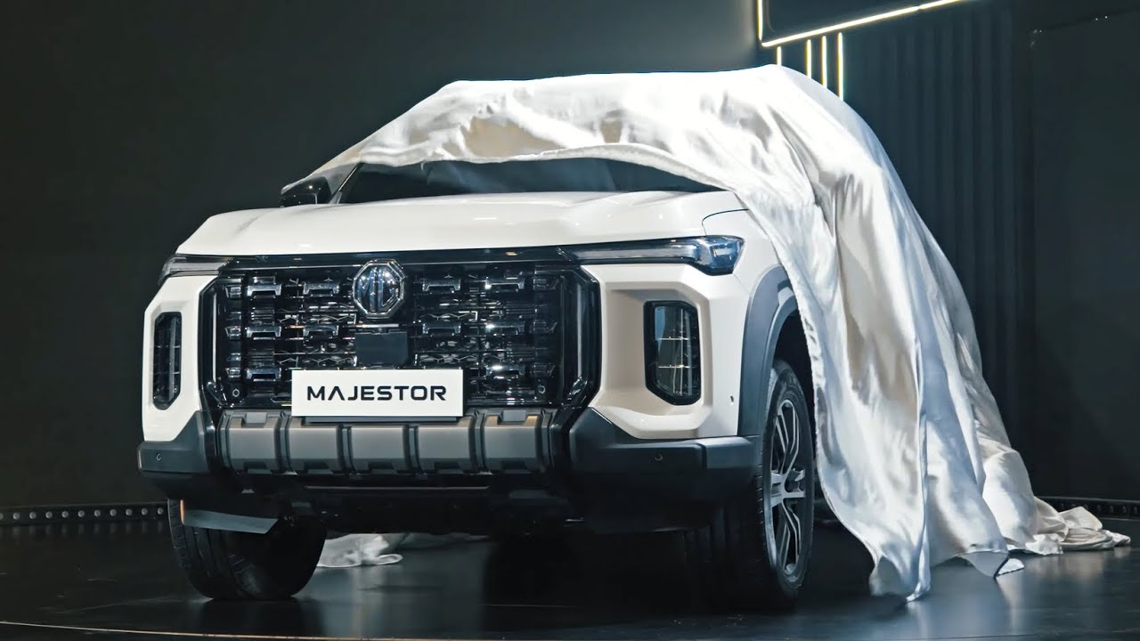 mg-majestor-smart-features-price-electric-car-ai-tech