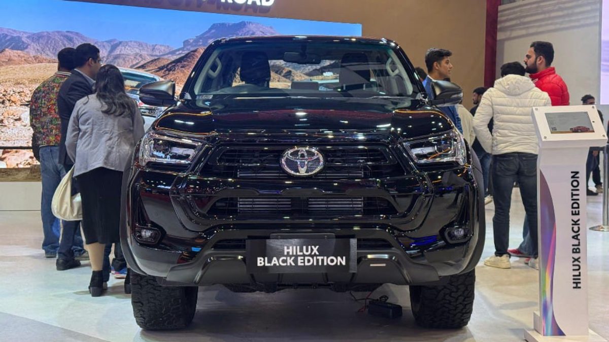 2025-toyota-hilux-hindi-review