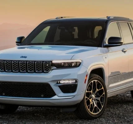 jeep-grand-cherokee-80-lakh-suv-india-drive-experience-review