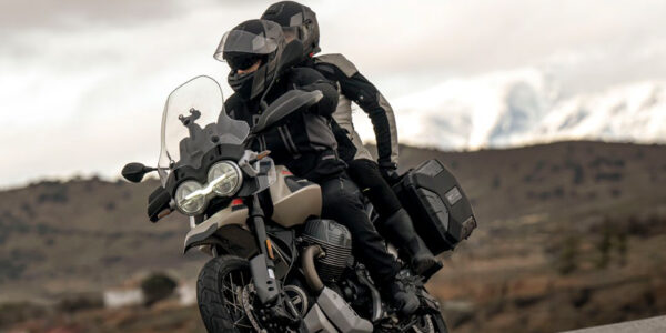 moto-guzzi-v85-tt-853cc-price-rs-15-40-lakh-hindi-review